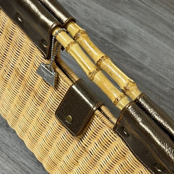 JEANNIE LOTTIE • Woven Rattan Clutch with Bamboo Handles • ALMOST NEW! - Picture 3 of 13